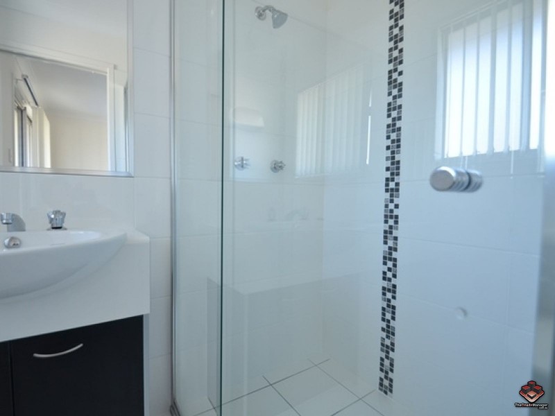 Pacific Pines QLD 4211