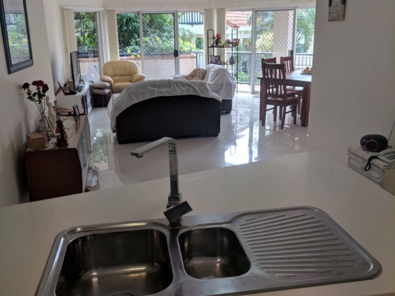 522 Marine Parade, Biggera Waters QLD 4216