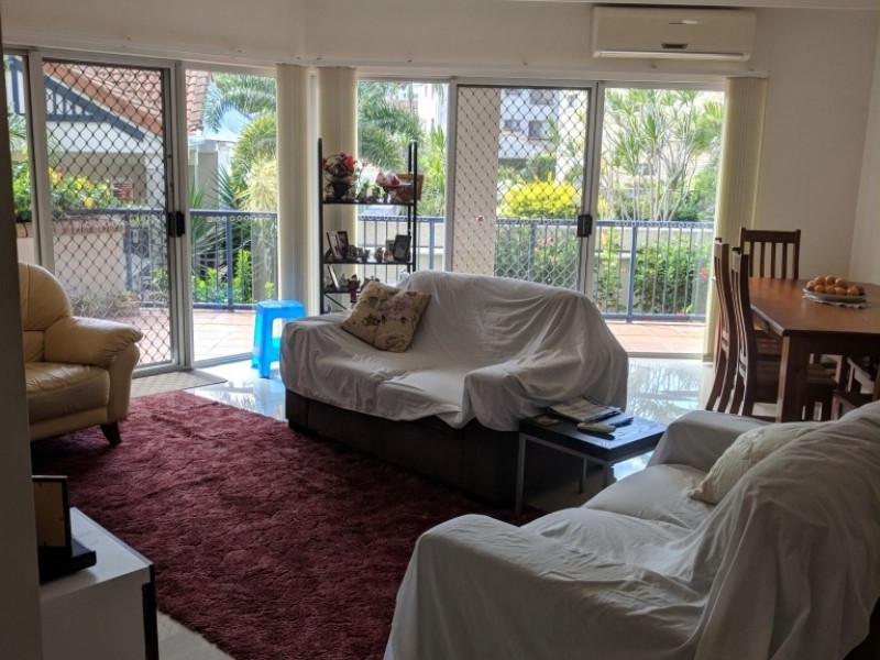 522 Marine Parade, Biggera Waters QLD 4216