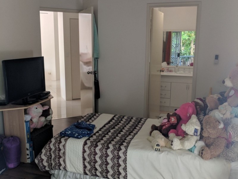 522 Marine Parade, Biggera Waters QLD 4216