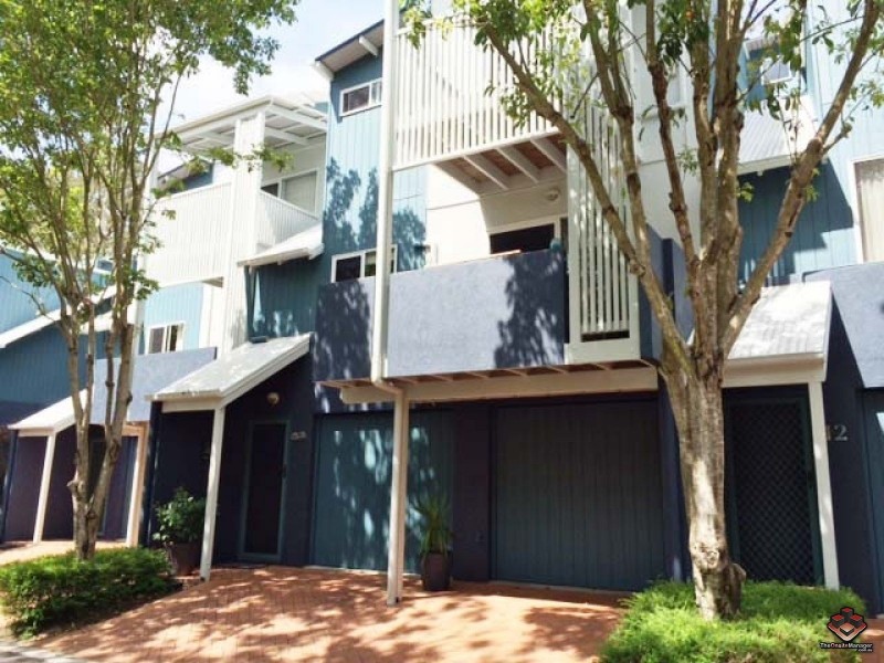 11/206 D`Arcy Road, Norman Park QLD 4170