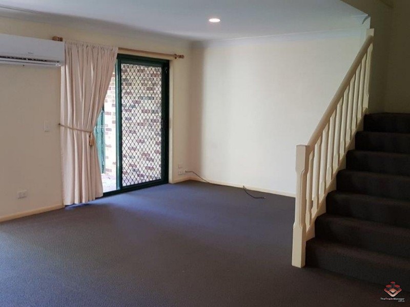 18 Doyalson Place, Helensvale QLD 4212