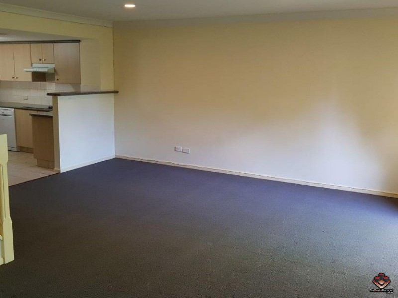 18 Doyalson Place, Helensvale QLD 4212