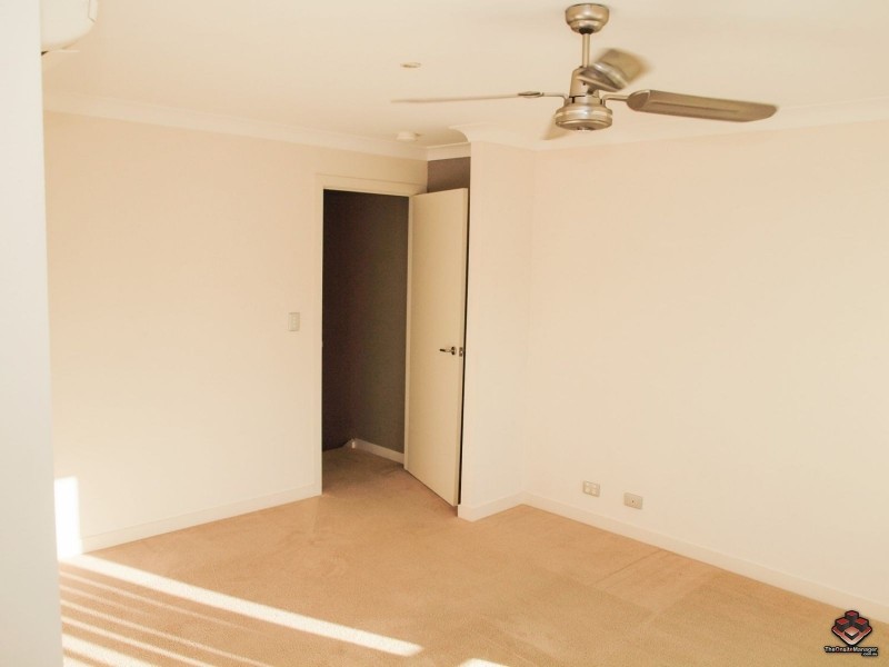19 Carina Peak Drive, Varsity Lakes QLD 4227