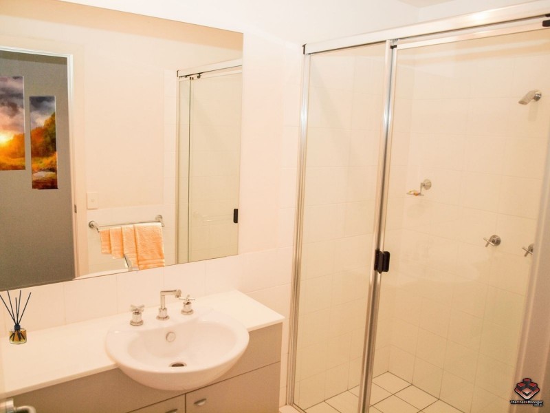 19 Carina Peak Drive, Varsity Lakes QLD 4227