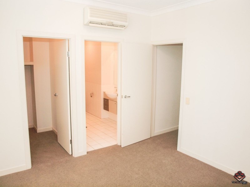 19 Carina Peak Drive, Varsity Lakes QLD 4227