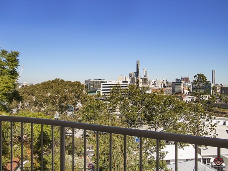 7 Boyd ST, Bowen Hills QLD 4006