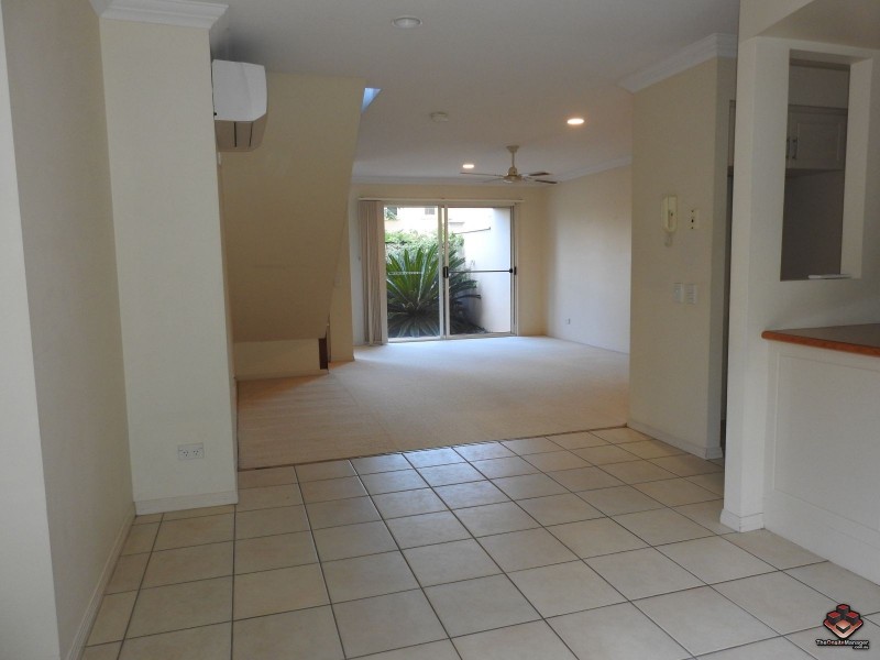 433 Brisbane Road, Arundel QLD 4214