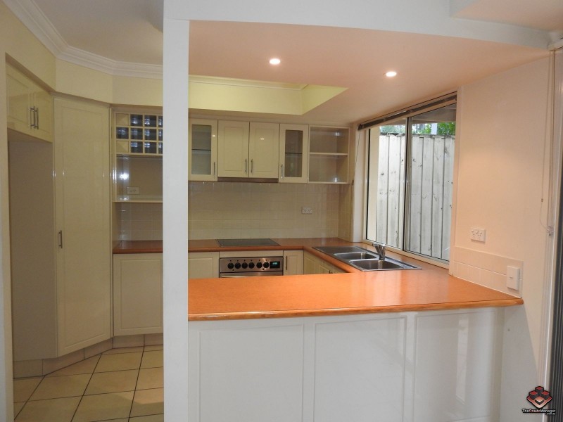 433 Brisbane Road, Arundel QLD 4214