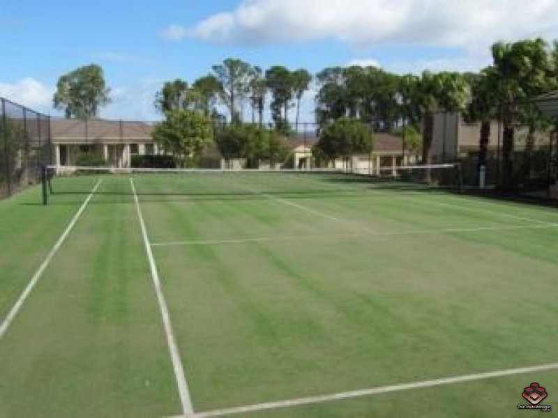 433 Brisbane Road, Arundel QLD 4214