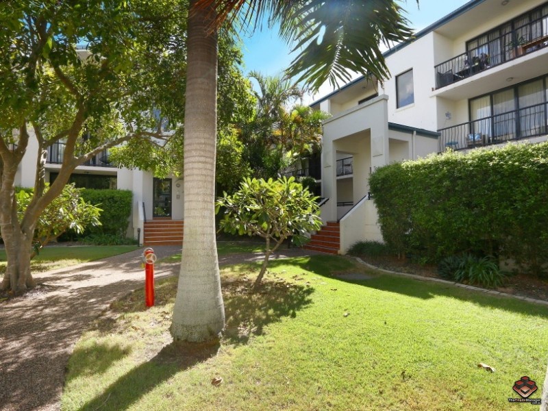 38 Labrador Street, Labrador QLD 4215