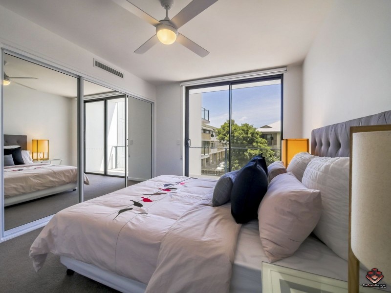 52 Grantson Street, Windsor QLD 4030