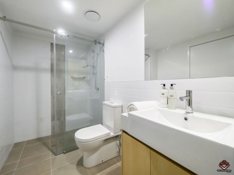 52 Grantson Street, Windsor QLD 4030