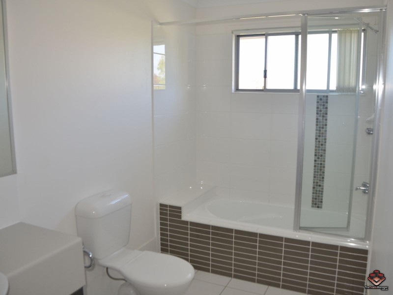 Pacific Pines QLD 4211