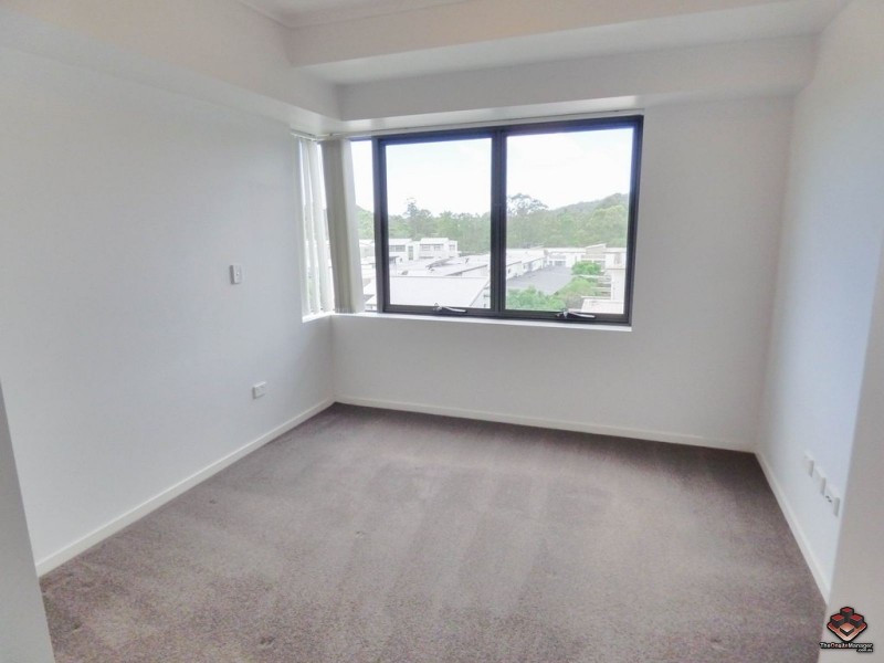 16 Surbiton Court, Carindale QLD 4152