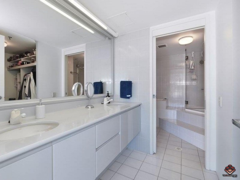 3 Tedder Avenue, Main Beach QLD 4217