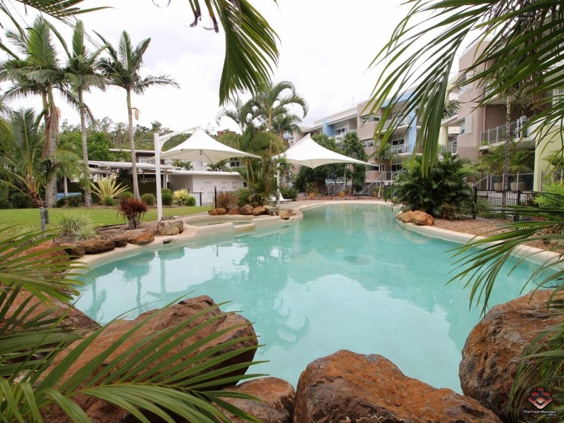 65 Manooka Drive, Cannonvale QLD 4802