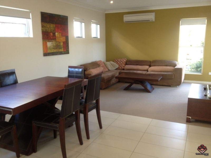 65 Manooka Drive, Cannonvale QLD 4802