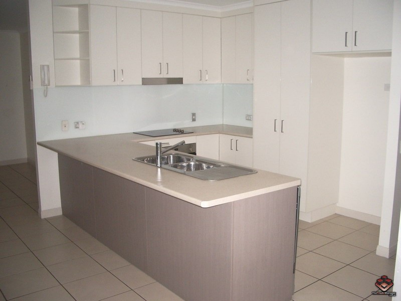 33/230 Pulgul Street, Urangan QLD 4655