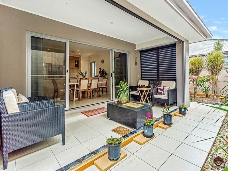 Hope Island QLD 4212