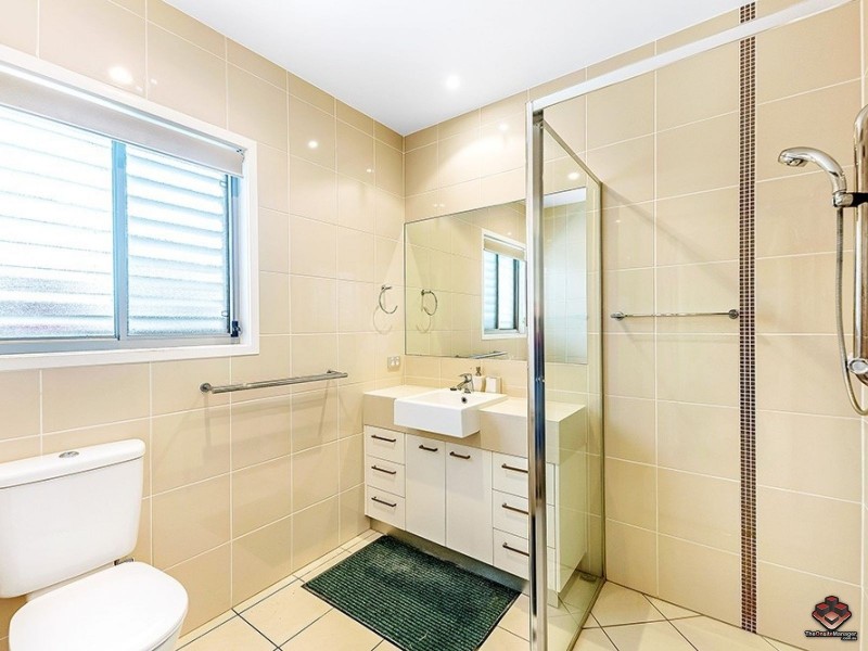 Hope Island QLD 4212