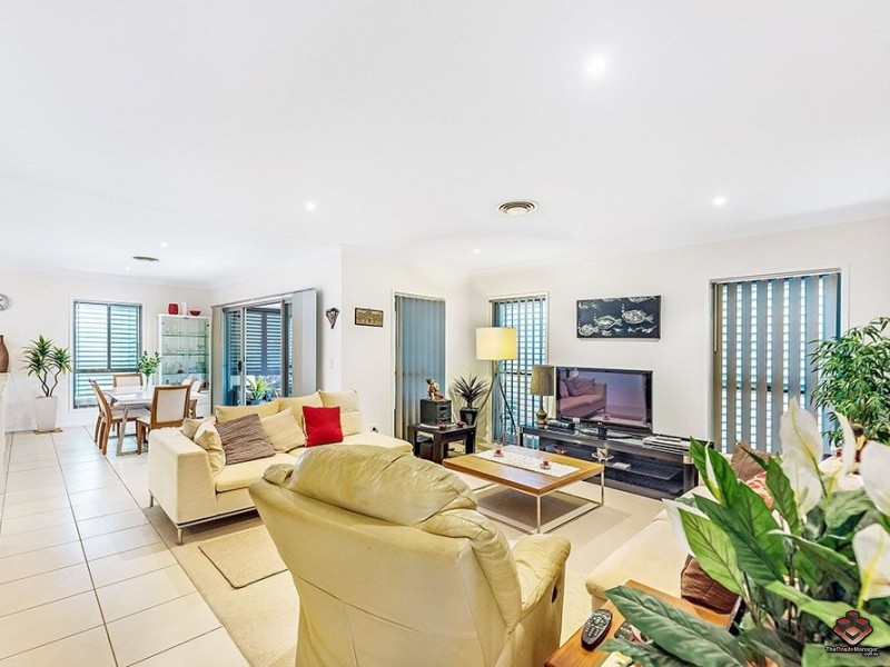 Hope Island QLD 4212