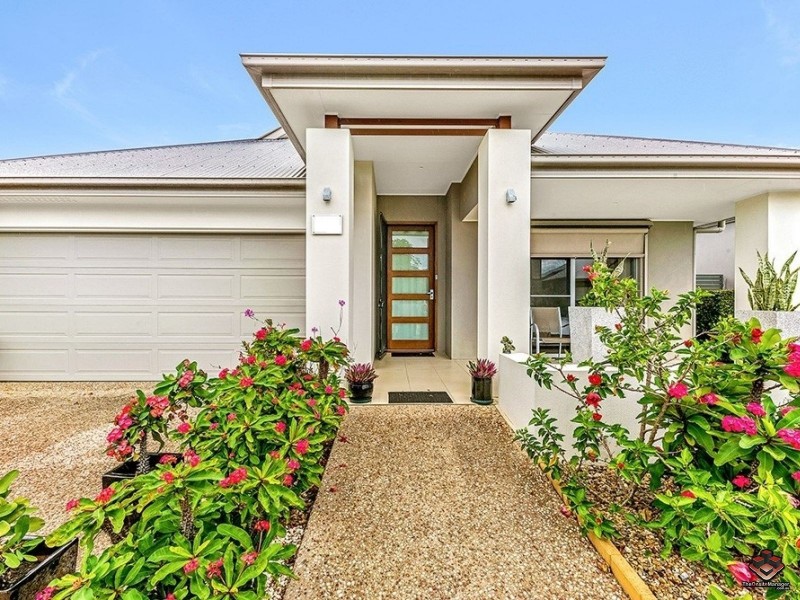 Hope Island QLD 4212