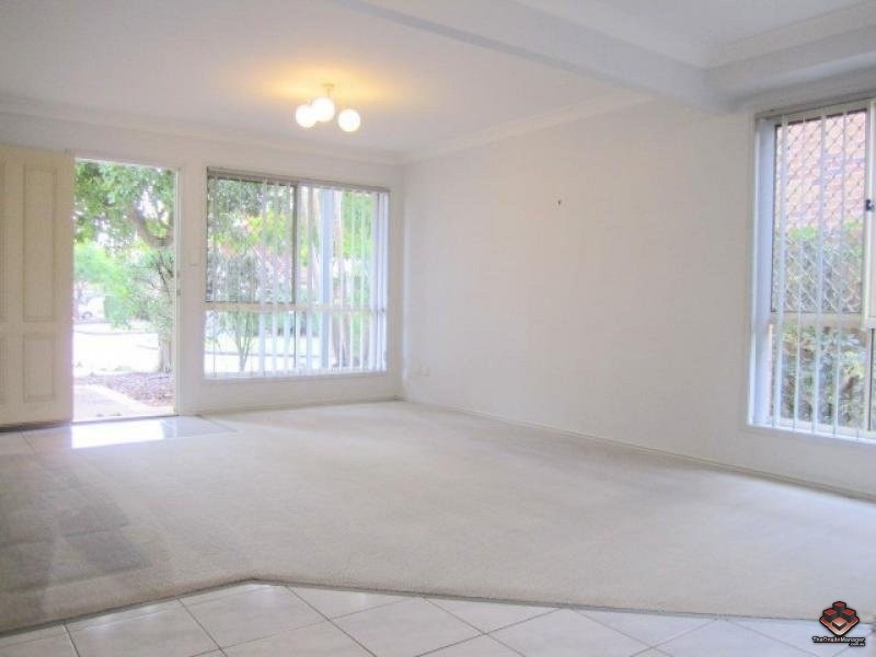 42/121 Golden Avenue, Calamvale QLD 4116