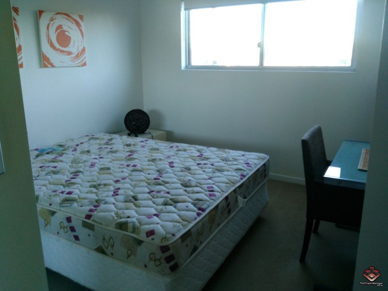 53 Darrambal Street, Surfers Paradise QLD 4217