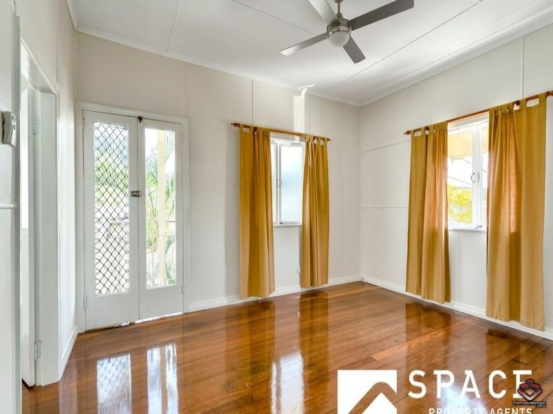 35 Cricket Street, Petrie Terrace QLD 4000