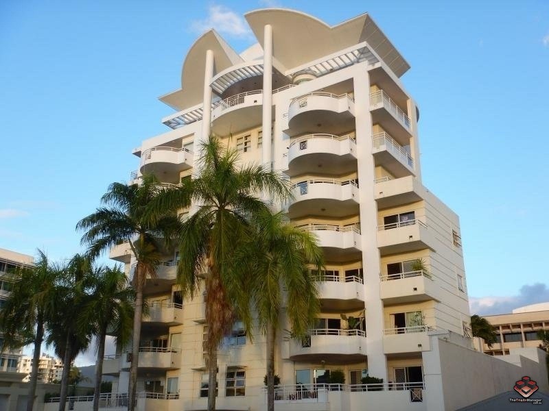 73 Spence Street, Cairns City QLD 4870