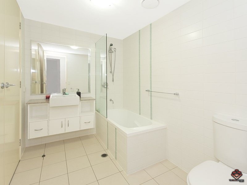 24 Allwood Street, Indooroopilly QLD 4068