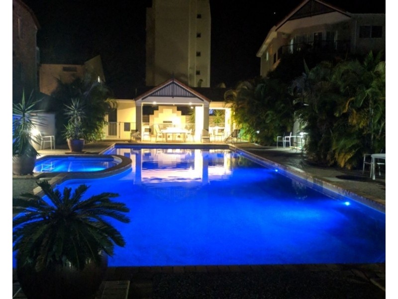 522 Marine Parade, Biggera Waters QLD 4216