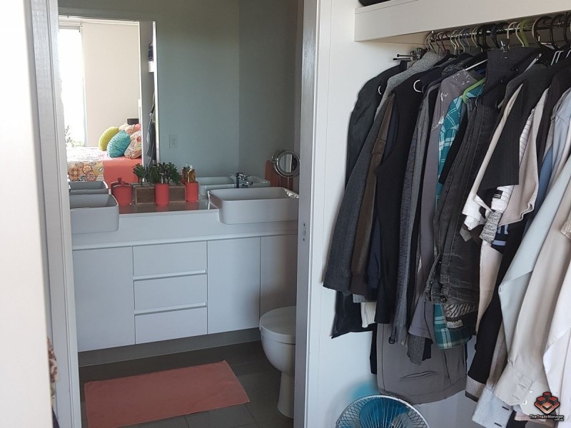 11 Compass drive, Biggera Waters QLD 4216