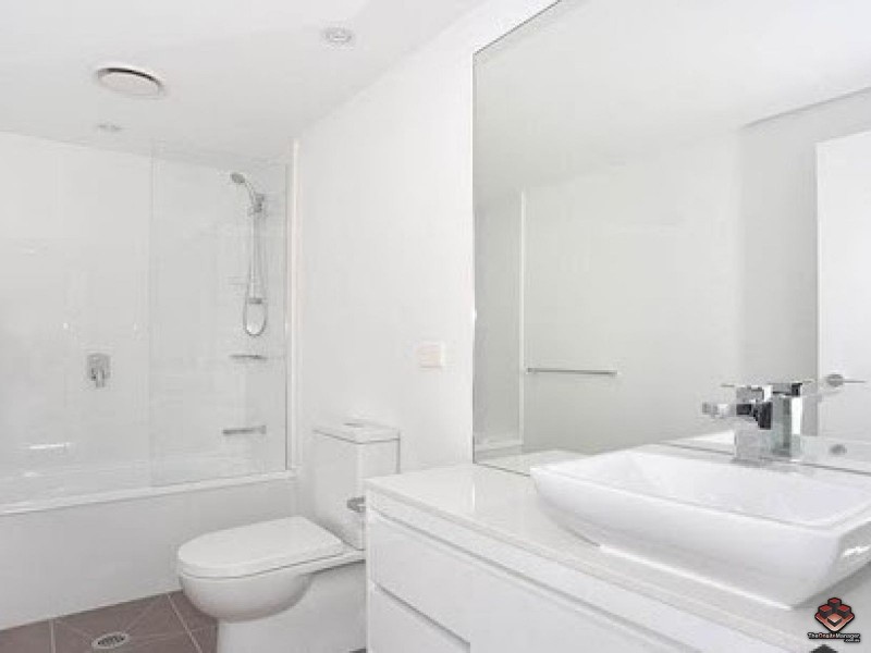 11 Compass drive, Biggera Waters QLD 4216