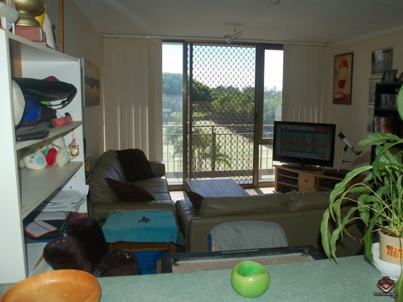 13 Fairway Drive, Clear Island Waters QLD 4226