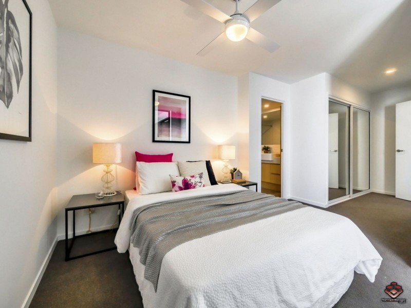 52 Grantson Street, Windsor QLD 4030