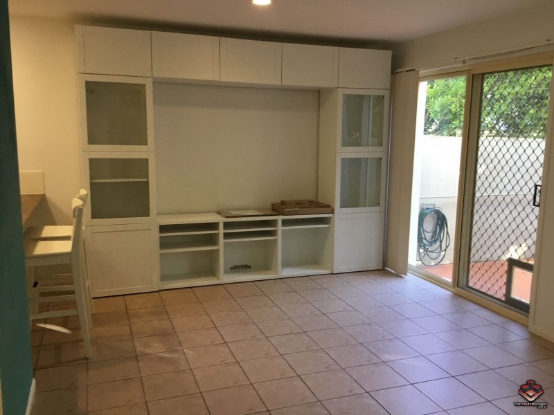 Hope Island QLD 4212