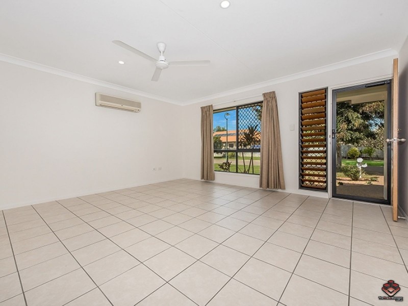 4 Spencer Avenue, Kirwan QLD 4817