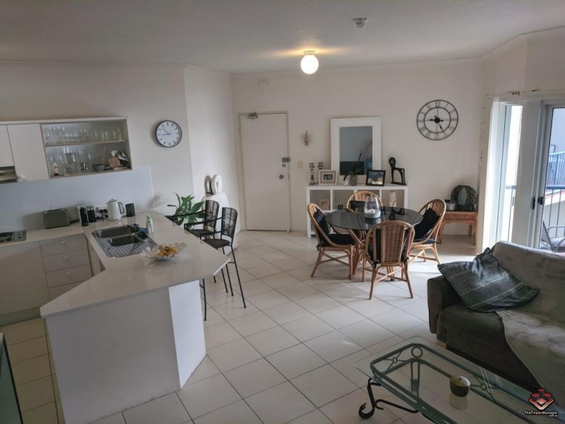 522 Marine Parade, Biggera Waters QLD 4216