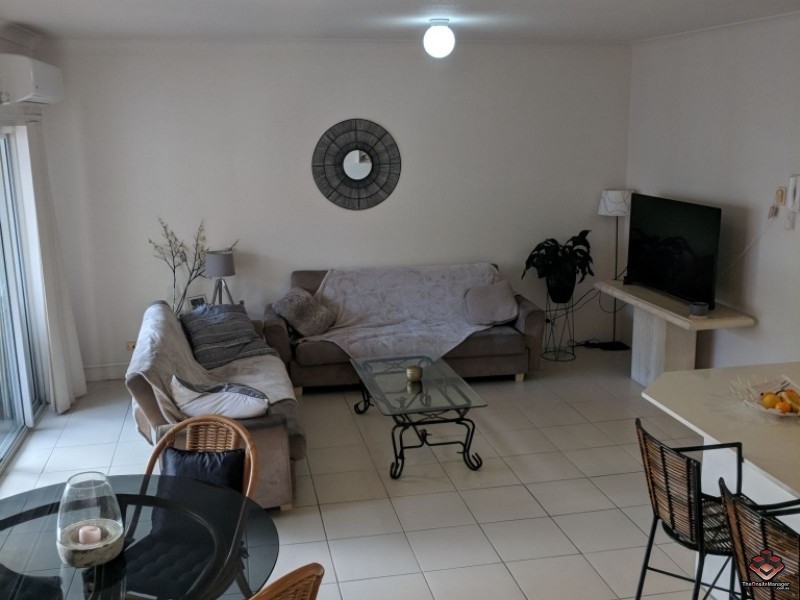 522 Marine Parade, Biggera Waters QLD 4216