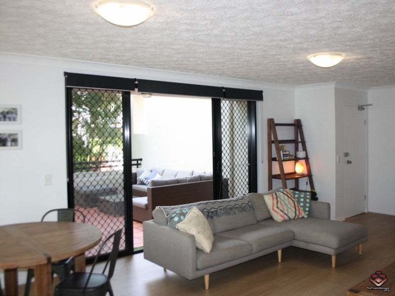 38 Labrador Street, Labrador QLD 4215
