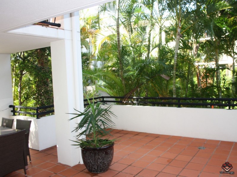 38 Labrador Street, Labrador QLD 4215