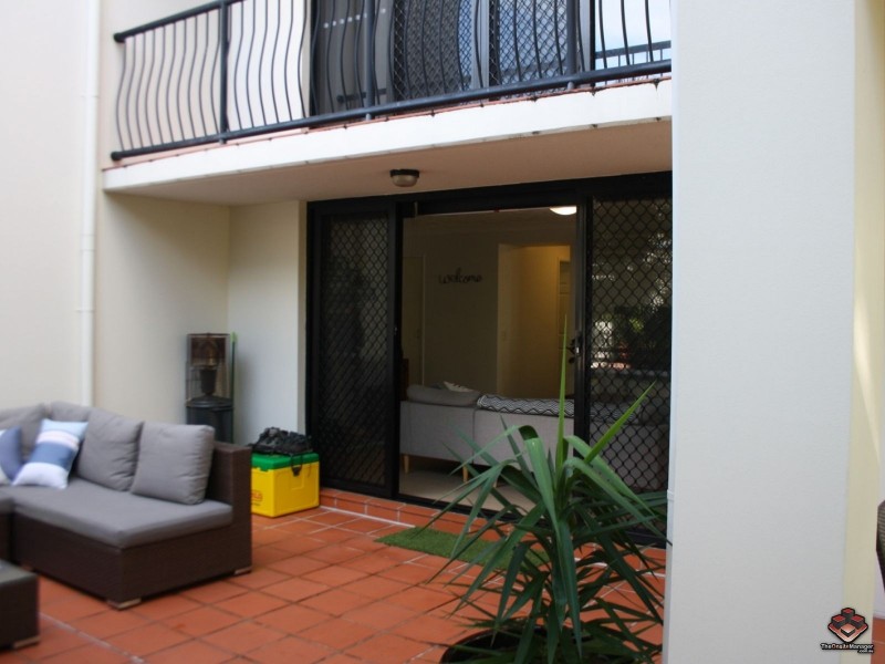 38 Labrador Street, Labrador QLD 4215