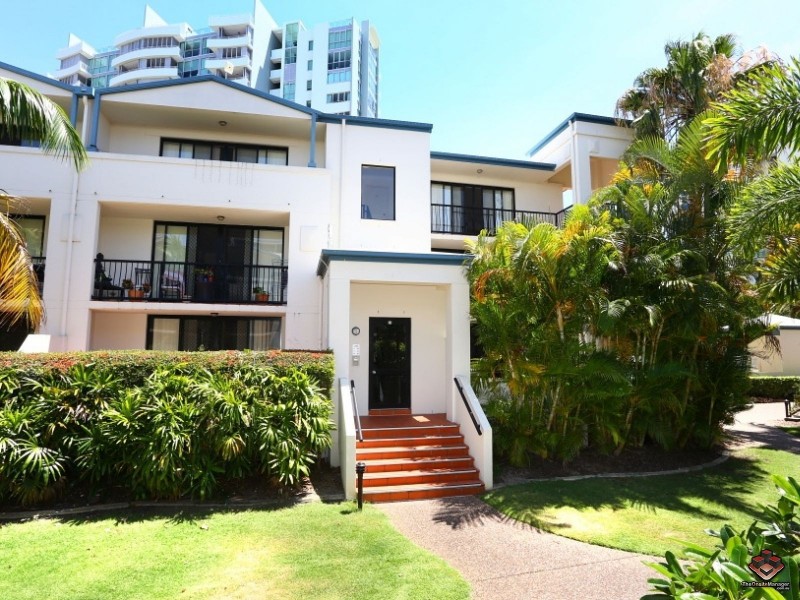 38 Labrador Street, Labrador QLD 4215