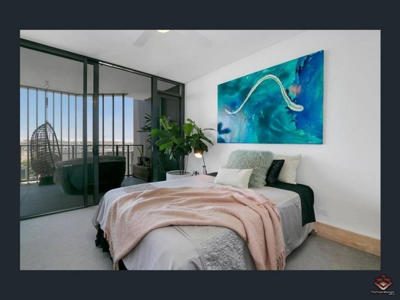 12 Longland Street, Newstead QLD 4006