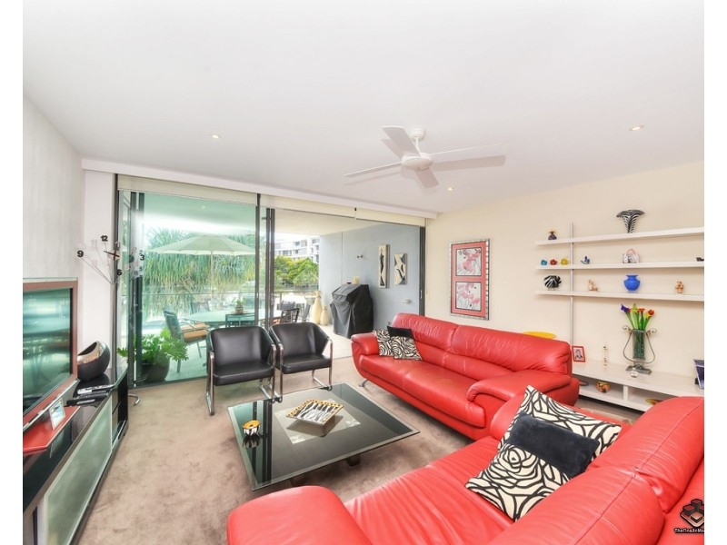 2203/323 Bayview Street, Hollywell QLD 4216