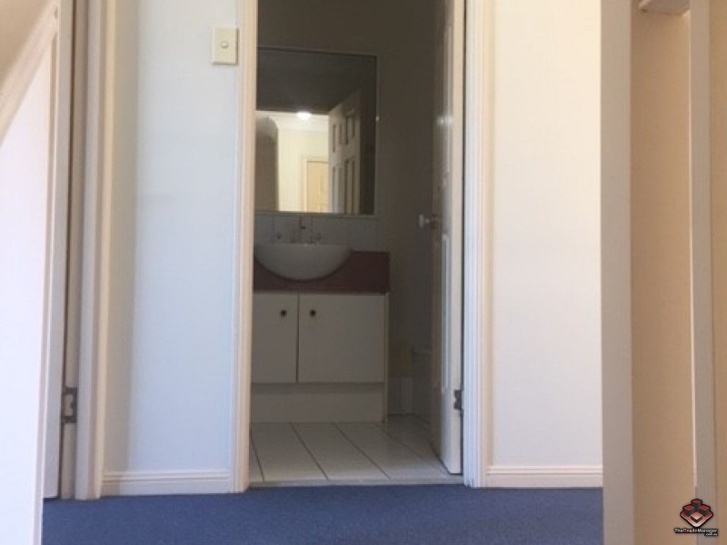 100 Racecourse Drive, Bundall QLD 4217