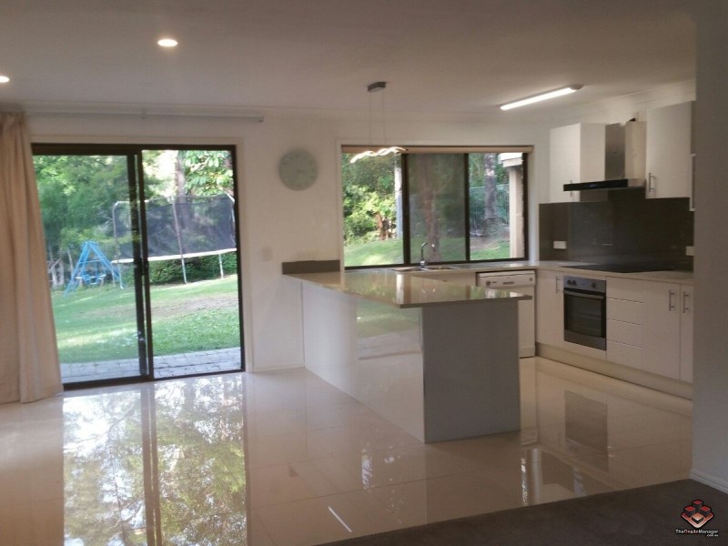 Elanora QLD 4221