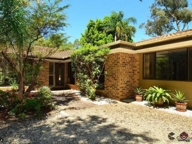 Elanora QLD 4221